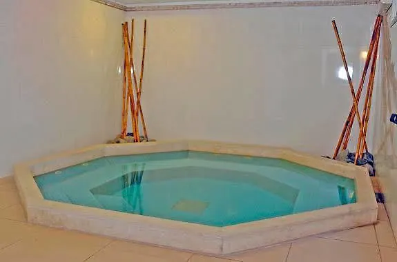 Hotel Provincial Mendoza 3*,